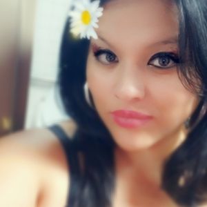 Meet your Posher, Ali'ze